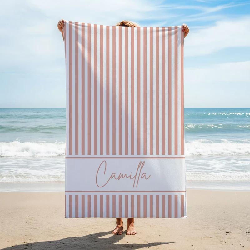 Serviette de plage personnalisée à fines rayures - Plusieurs tailles et couleurs disponibles