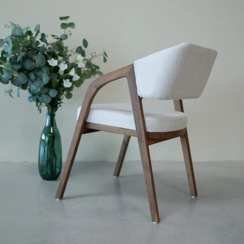 Chaise en chêne ou noyer massif SWEDEN | NordicStory