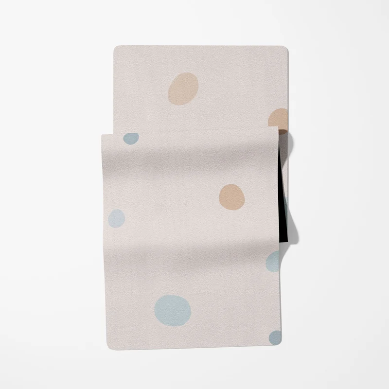 Tapis de chevet enfant à pois - Prénom personnalisable - Plusieurs couleurs et tailles disponibles