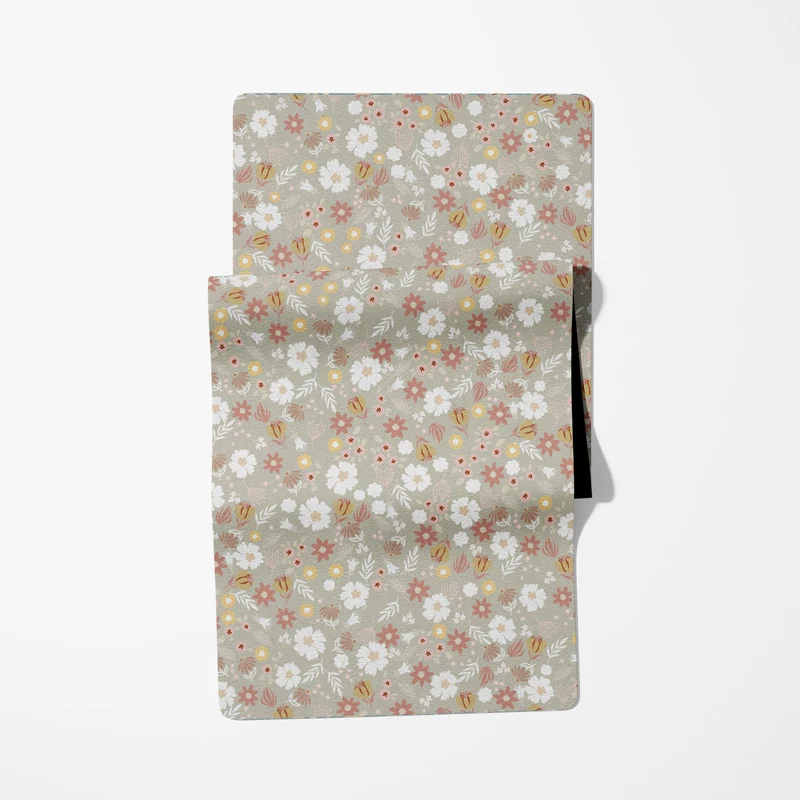 Tapis de chevet enfant motif fleurs sauvages - Prénom personnalisable - Plusieurs couleurs et tailles disponibles