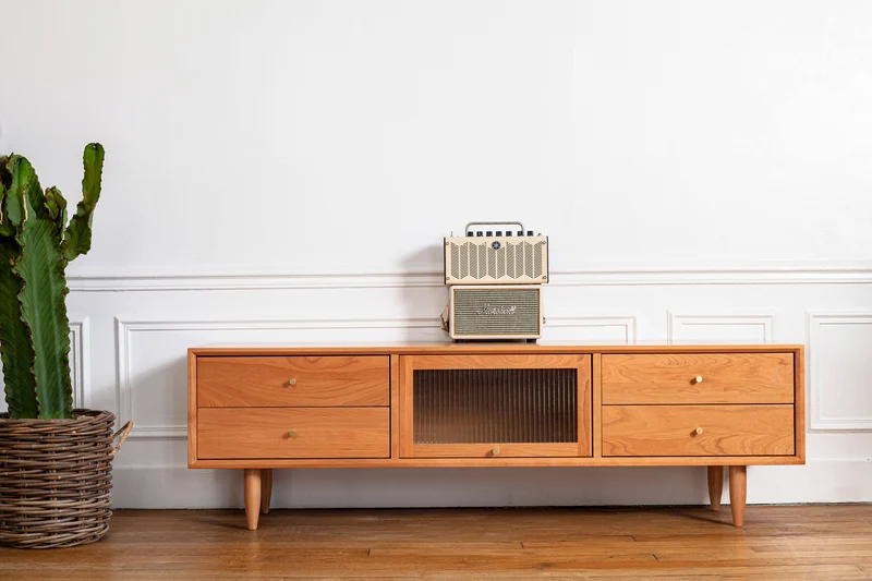 Meuble TV Quincy en bois de cerisier massif