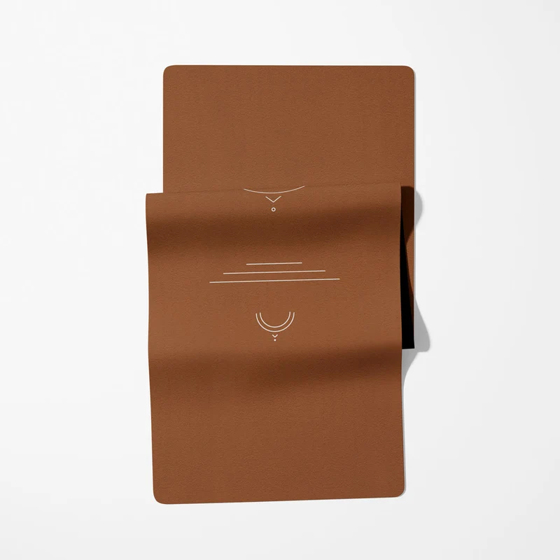 Tapis de yoga Rooted Soul Brown - Plus de tailles disponibles