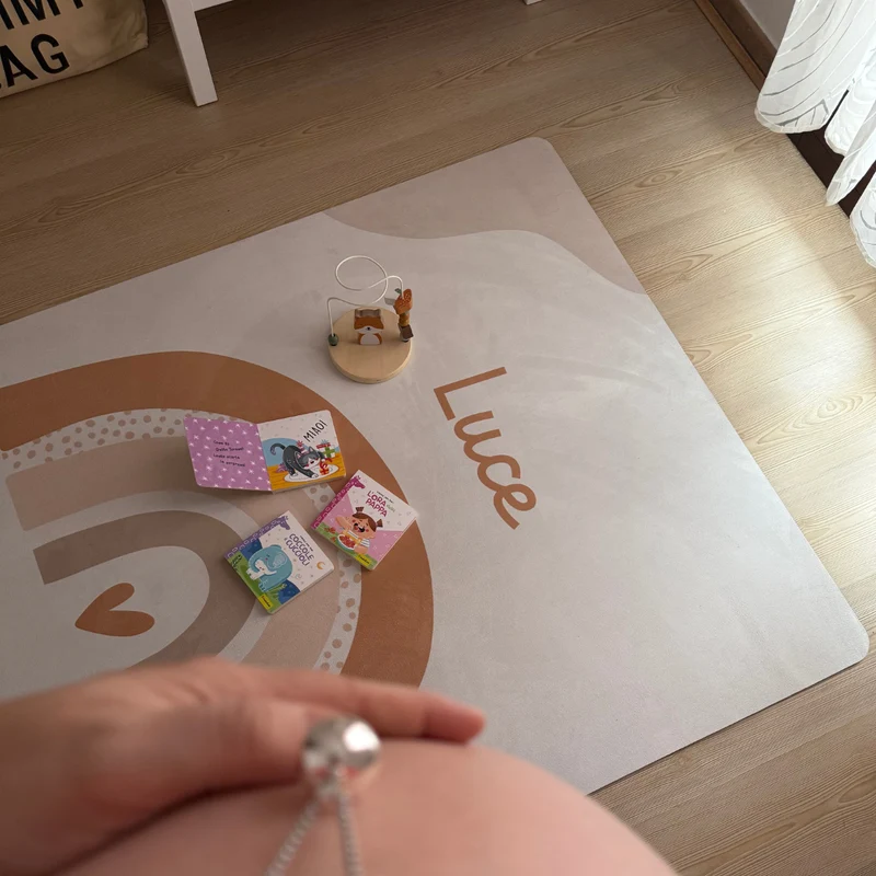 Tapis de jeu arc-en-ciel - Plusieurs couleurs et tailles disponibles - Nom personnalisable