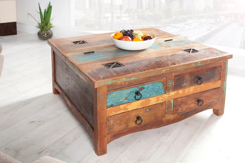 Table basse solide JAKARTA 70cm coffre coloré en bois de bateaux de pêche recyclé avec tiroirs