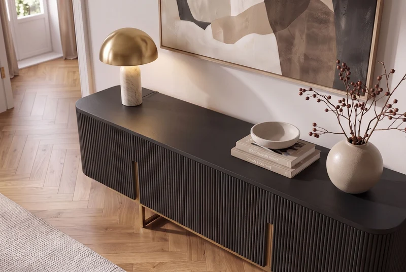 Meuble TV massif GATSBY 160cm meuble bas rétro en manguier noir doré