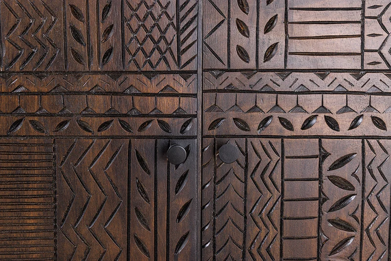 Buffet massif TRIBAL 180cm en manguier marron antique Façade 3D nombreux rangements
