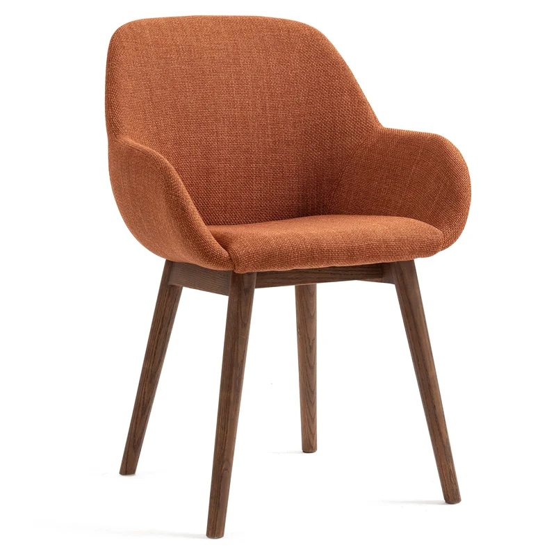 Chaise repas avec accoudoirs tissu caramel pied chêne foncé
