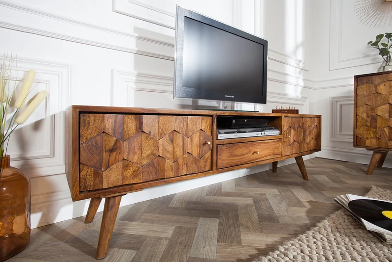 Meuble TV massif MYSTIC LIVING 140cm bois massif Sheesham marron finition pierre façade 3D