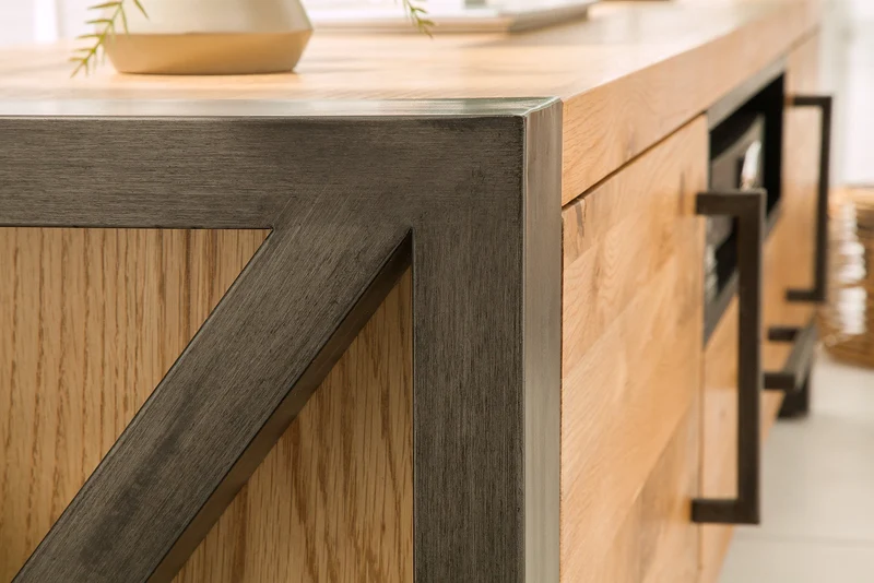 Meuble TV massif THOR 200 cm en chêne sauvage huilé au design industriel