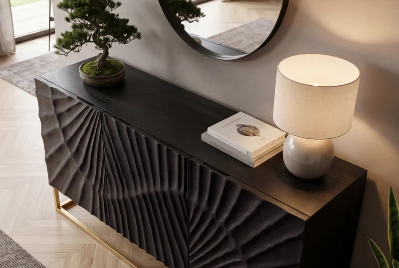 Buffet massif SCORPION 140cm en bois de manguier noir avec sculptures 3D élaborées