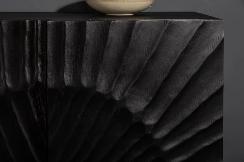 Buffet massif SCORPION 140cm en bois de manguier noir avec sculptures 3D élaborées