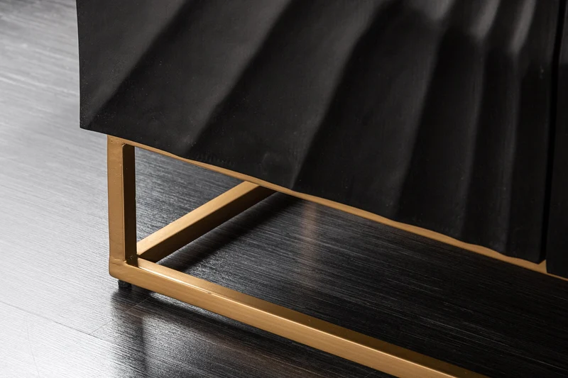 Buffet massif SCORPION 140cm en bois de manguier noir avec sculptures 3D élaborées