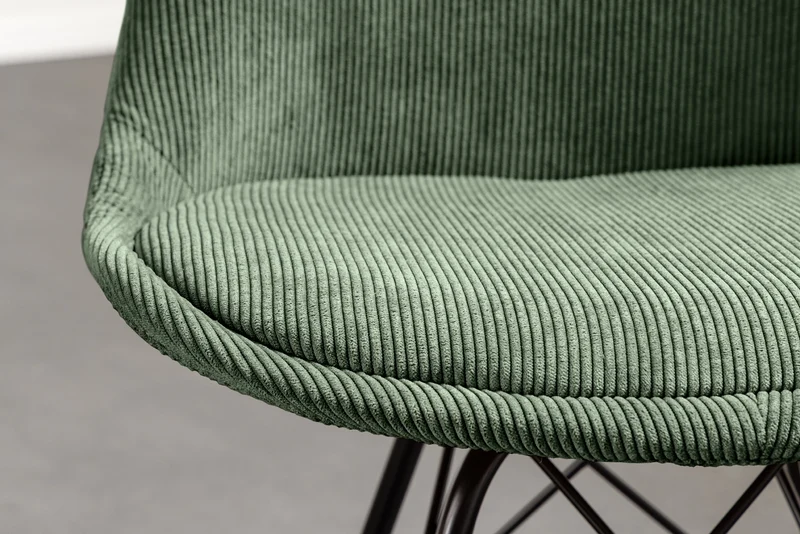 Lot de 2x chaises design SCANDINAVIA MEISTERSTÜCK velours côtelé vert structure métal noir