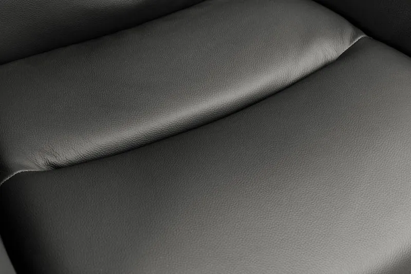 Chaise pivotante BIG GEORGE en cuir véritable gris microfibre avec accoudoirs pieds en métal noir