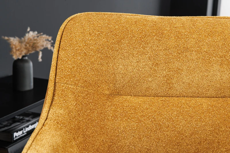 Lot de 2x chaises pivotante VERONA en tissu texturé velours jaune moutarde avec accoudoirs et pieds en métal noir