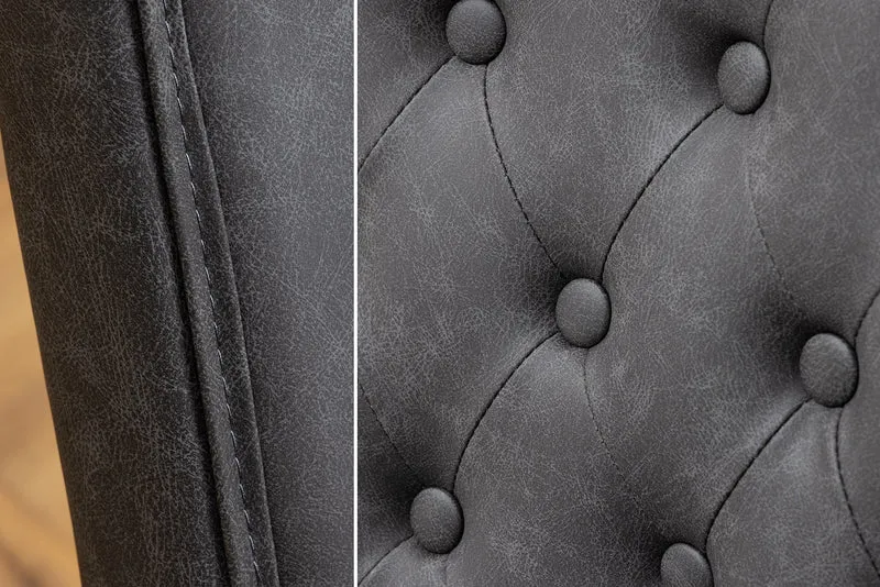 Lot de 2x chaises Chesterfield CASTLE simili cuir noir rivets décoratifs en bois d'hévéa