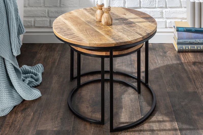 Ensemble industriel de 2 tables d'appoint ELEMENTS 60cm en bois de manguier massif, rondes, structure en métal noir