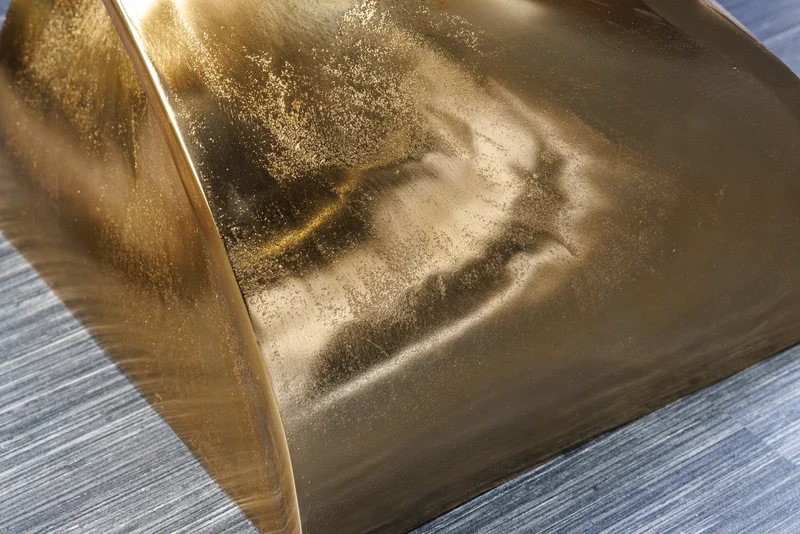 Table d'appoint sculpturale TWIST 45cm en aluminium doré tabouret fait main table de chevet