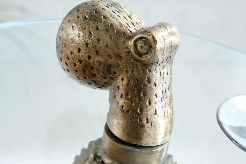 Table d'appoint ronde WILDLIFE OCTOPUS 70cm laiton métal doré sculpture verre fait main