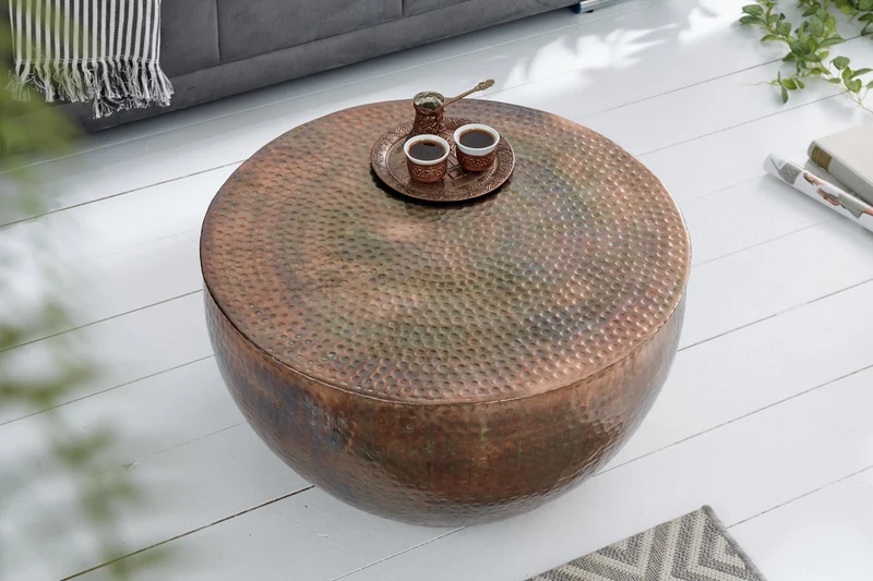 Table basse ronde ORIENT II 60cm en métal flammé cuivré martelé design fait main