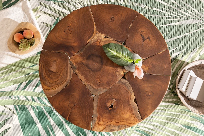 Table basse ronde en bois massif MOSAIC 70cm teck naturel pieds épingles métal noir fait main