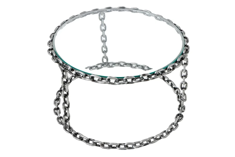 Table basse design CHAINS 65cm en métal argenté fait main, plateau rond en verre, cadre en chaîne