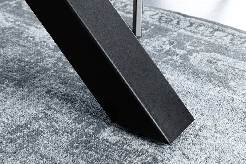 Table à manger industrielle WILD 160 cm chêne sauvage gris cérusé, bord d'arbre, cadre en X noir
