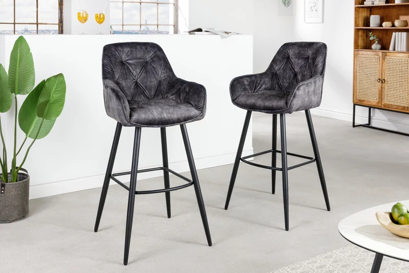 Tabouret de bar design MILANO chaise de bar en velours gris avec dossier en métal matelassé Chesterfield noir