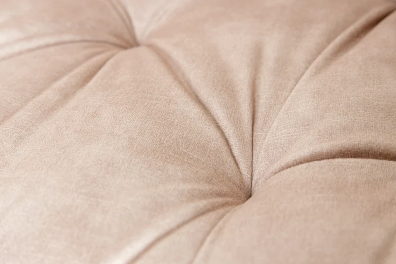 Tabouret de bar design MILANO chaise de bar en velours beige champagne avec dossier en métal noir