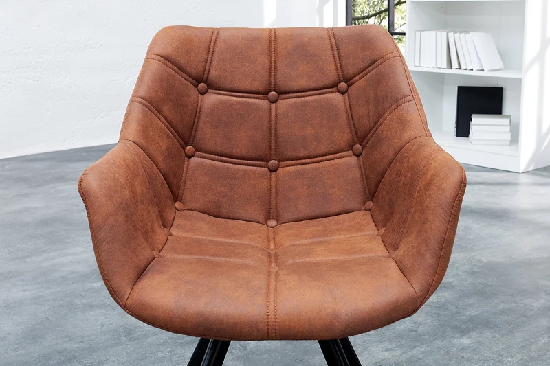Chaise rétro THE DUTCH COURTURIER en microfibre marron antique avec accoudoirs et coutures décoratives