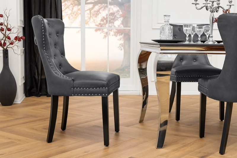 Lot 2x Chaises Chesterfield CASTLE en similicuir noir et bois massif avec poignée confort