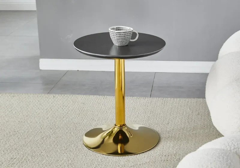 Petite table dorée céramique noir - Boye