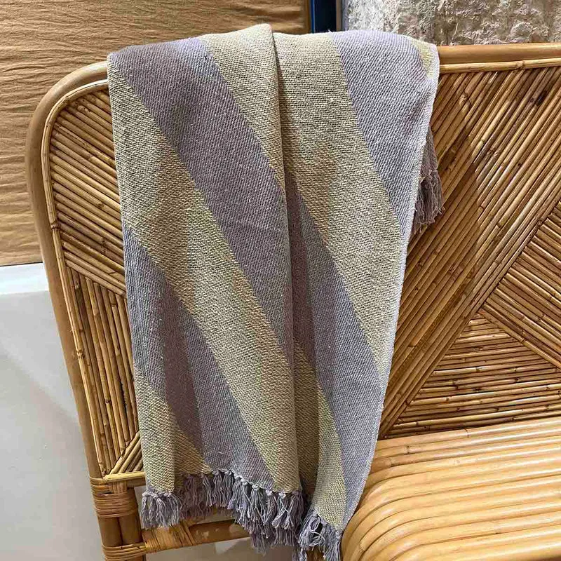 PLAID À RAYURES