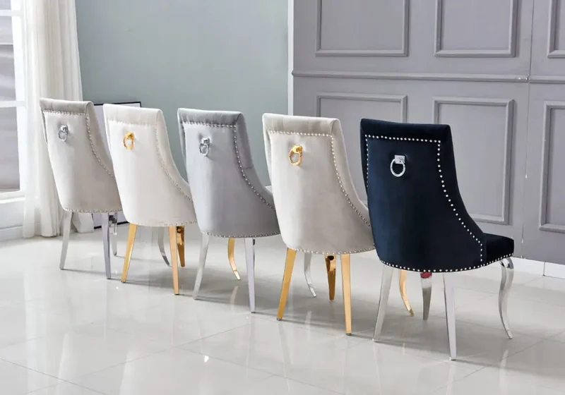 Chaises cloutées en velours noir et anneau argenté - Lara x4