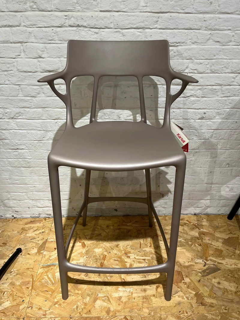Tabouret Kartell - AI Gris (Modèle d'exposition)