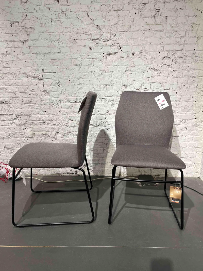 Chaise - Hexa Gris (Modèle d'exposition)
