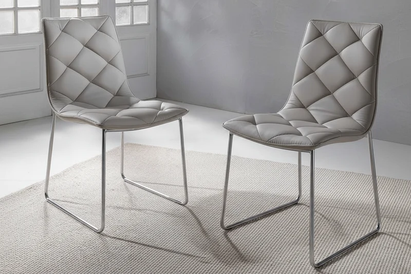 Chaise en simili cuir matelassé - Gady
