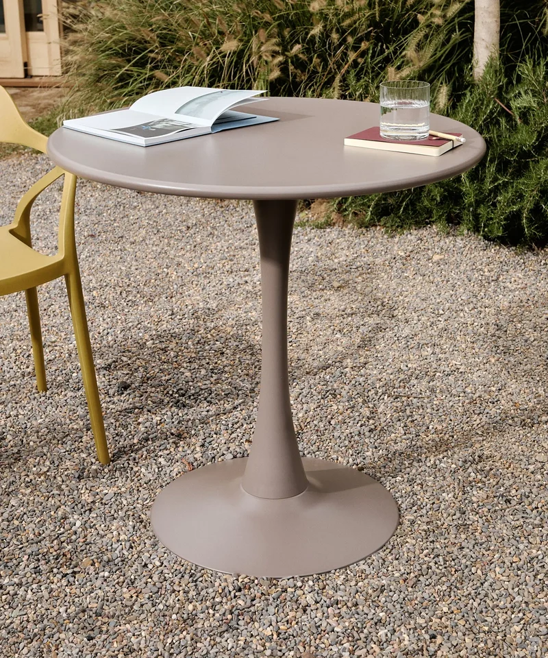 Mesa redonda de metal y fibra de vidrio Tulia (80 cm)