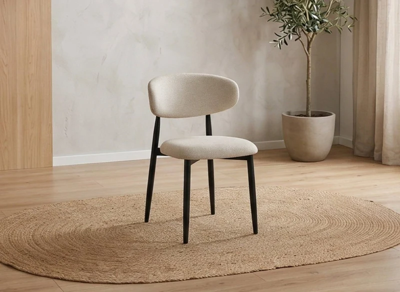 Lot de 2 chaises en tweed écru pieds en métal noir FLAVIA