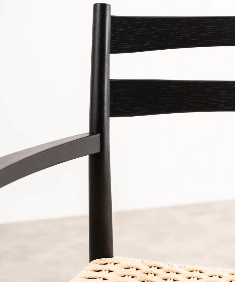 Silla de Comedor en Madera y Cuerda Trenzada con Reposabrazos Nona Arms