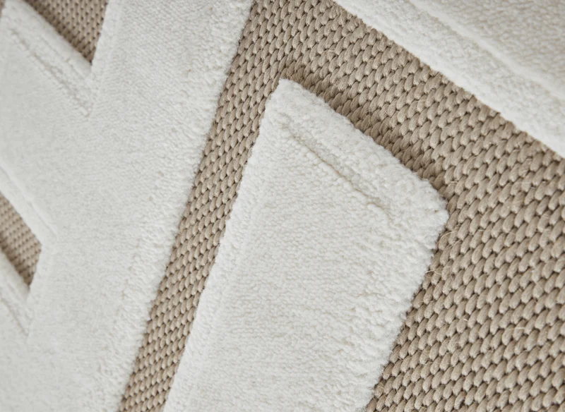 Tapis beige foncé à lettres beiges 200 x 290 cm KEZIA