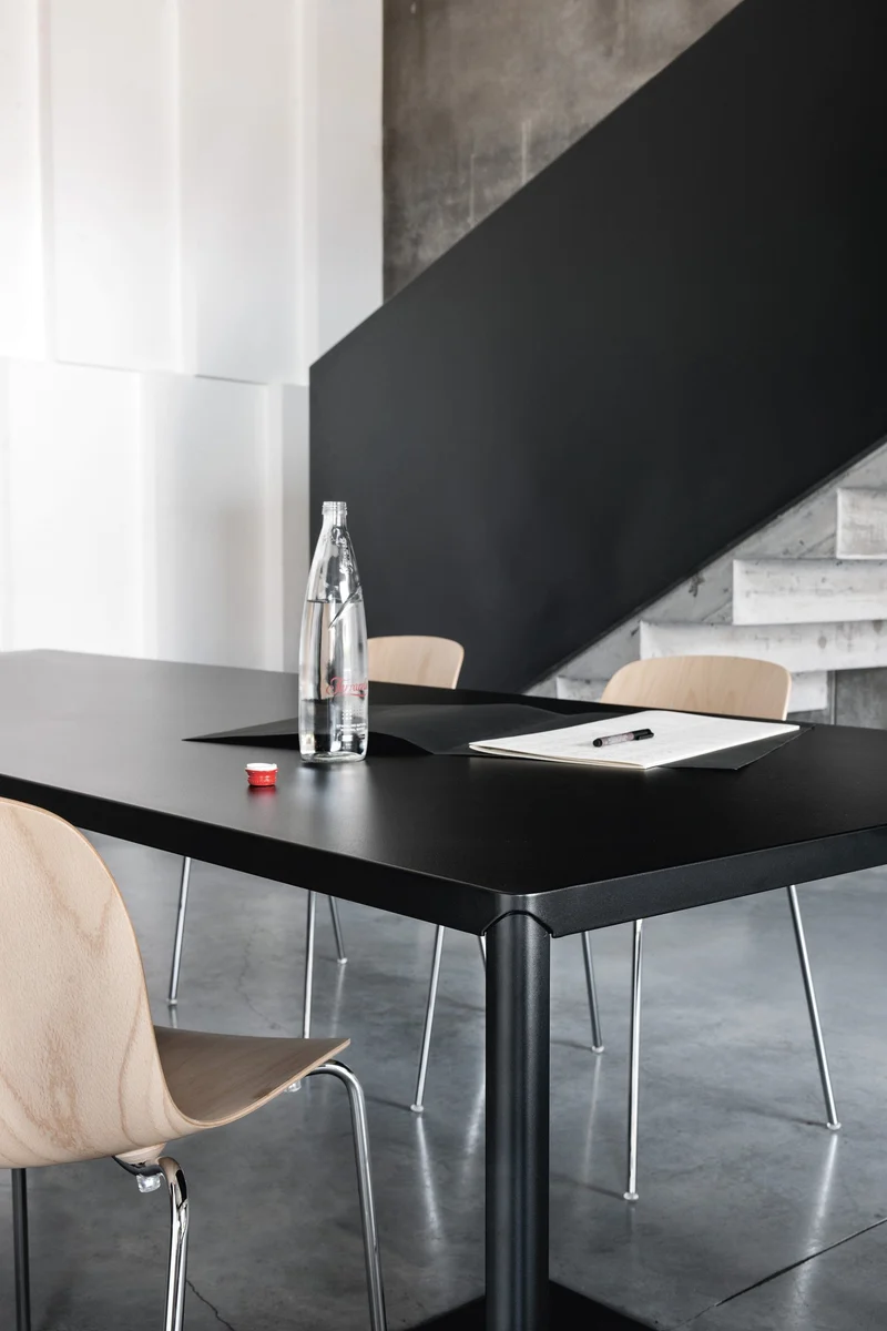 Table Magis - Passe partout