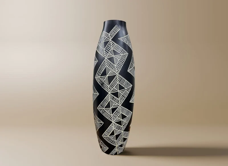 Vase ethnique en polyrésine noir et blanc H55 cm MAORI