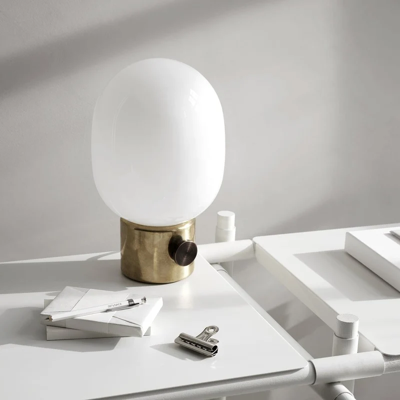 Lampe de table Menu - JWDA Metallic