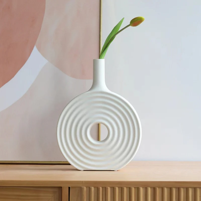 Vase en ceramique blanc, 21xH28cm