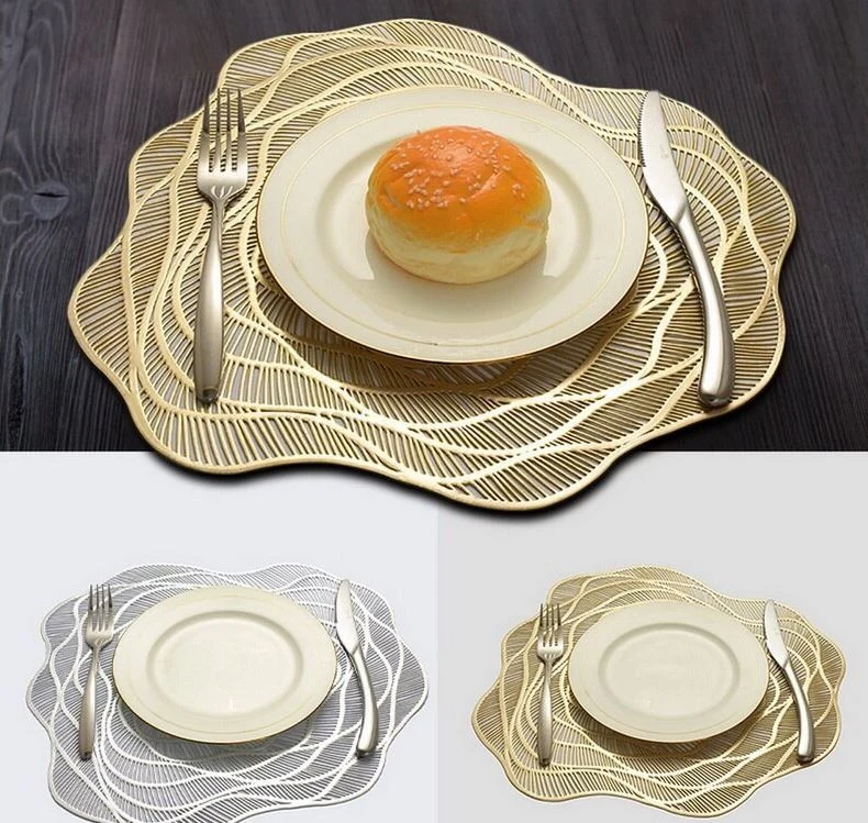 Set de table antidérapant en forme de rose,