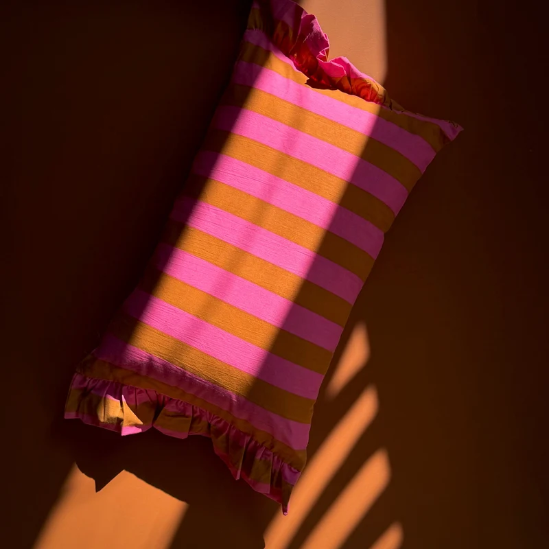 COUSSIN ROSE / BRUN