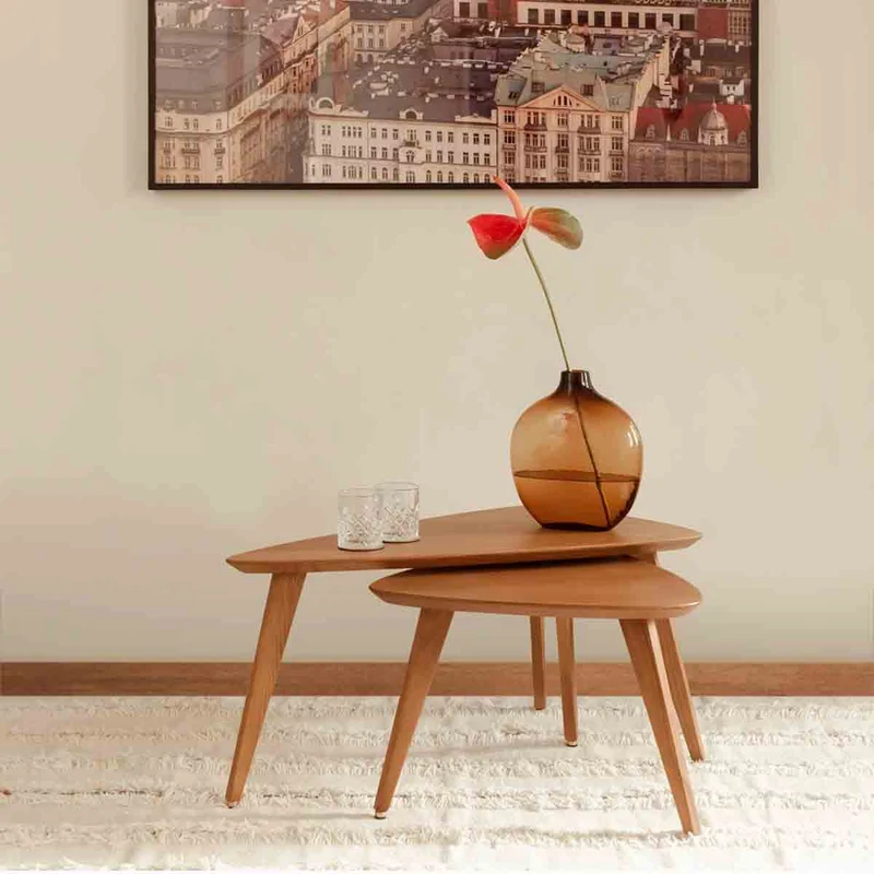 TABLE BASSE TRIANGULAIRE