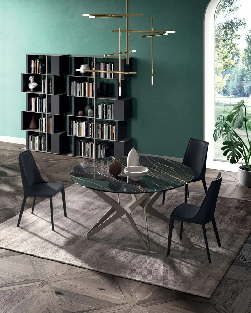 Table - Big Round