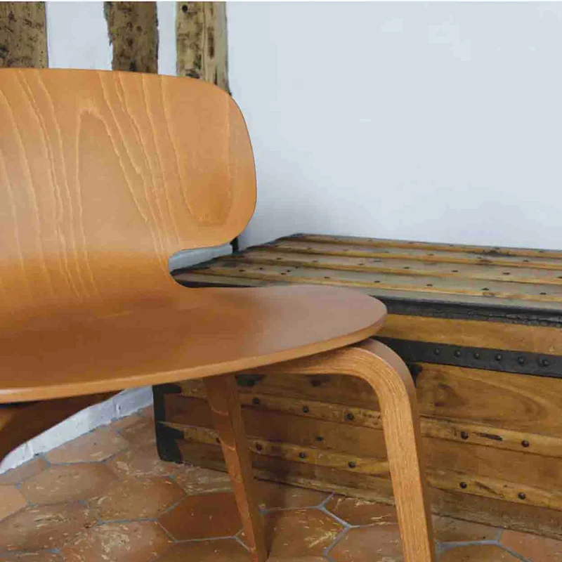CHAISE H10